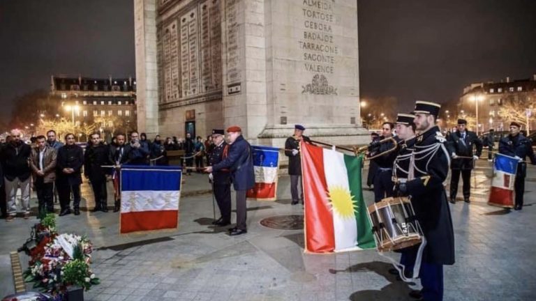 البيشمركة تشارك بأيقاد شعلة الجندي المجهول في باريس