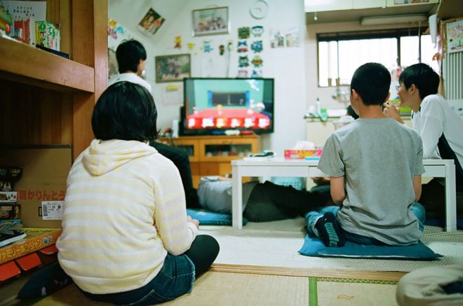 Why So Many Japanese Children Refuse to Go to School?