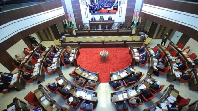 برلمان كوردستان يبدأ اليوم بمناقشة إصلاح الرواتب