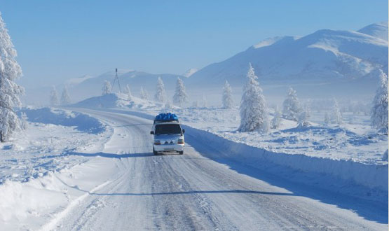 الثلوج تغلق طريقا رئيسي بين اربيل ودهوك